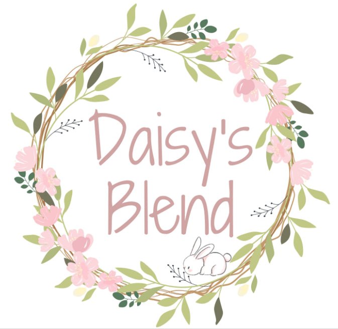 "Daisy's Garden" Hay Topper - Hippity Hop Pet Shop