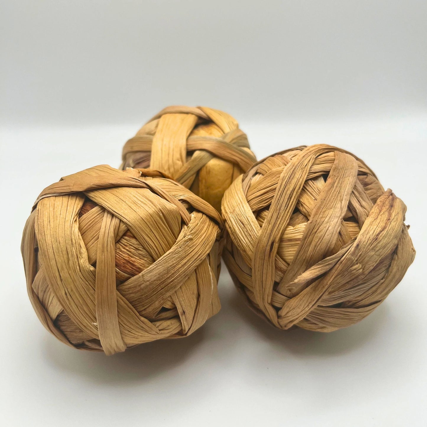 Water Hyacinth Chew Ball - Hippity Hop Pet Shop