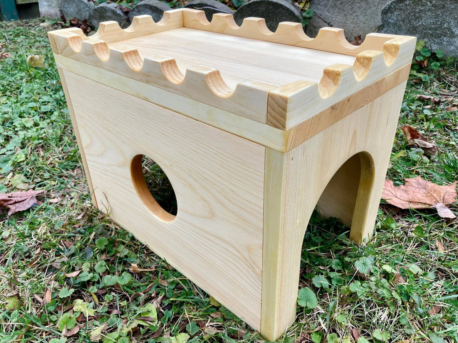 Hideaways and Houses - Hippity Hop Pet Shop