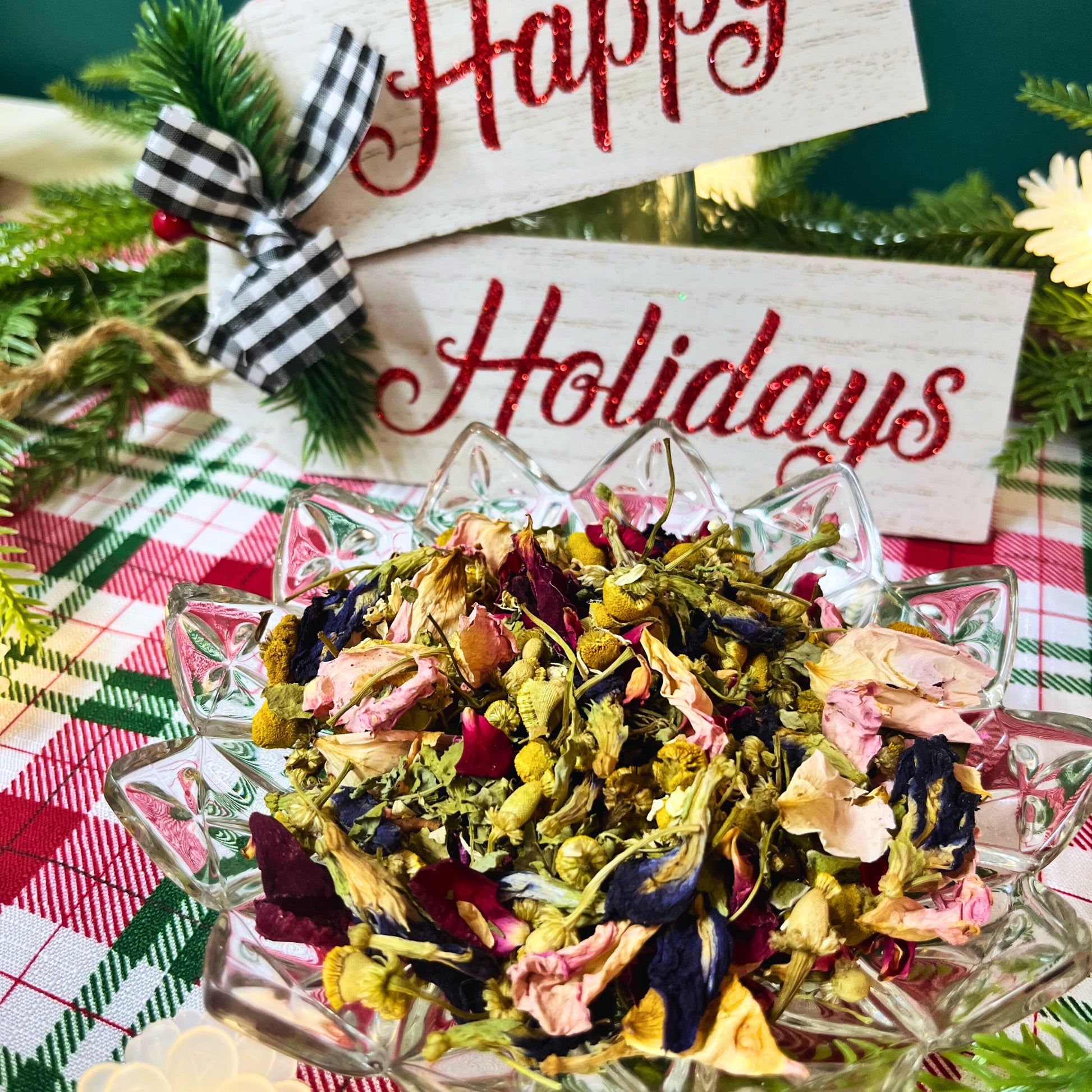 "Christmas Morning" Forage Mix - Hippity Hop Pet Shop