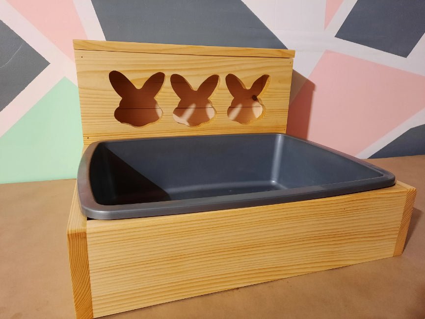 "Triple Bunny Head" Hay Feeder & Litter Box - Hippity Hop Pet Shop