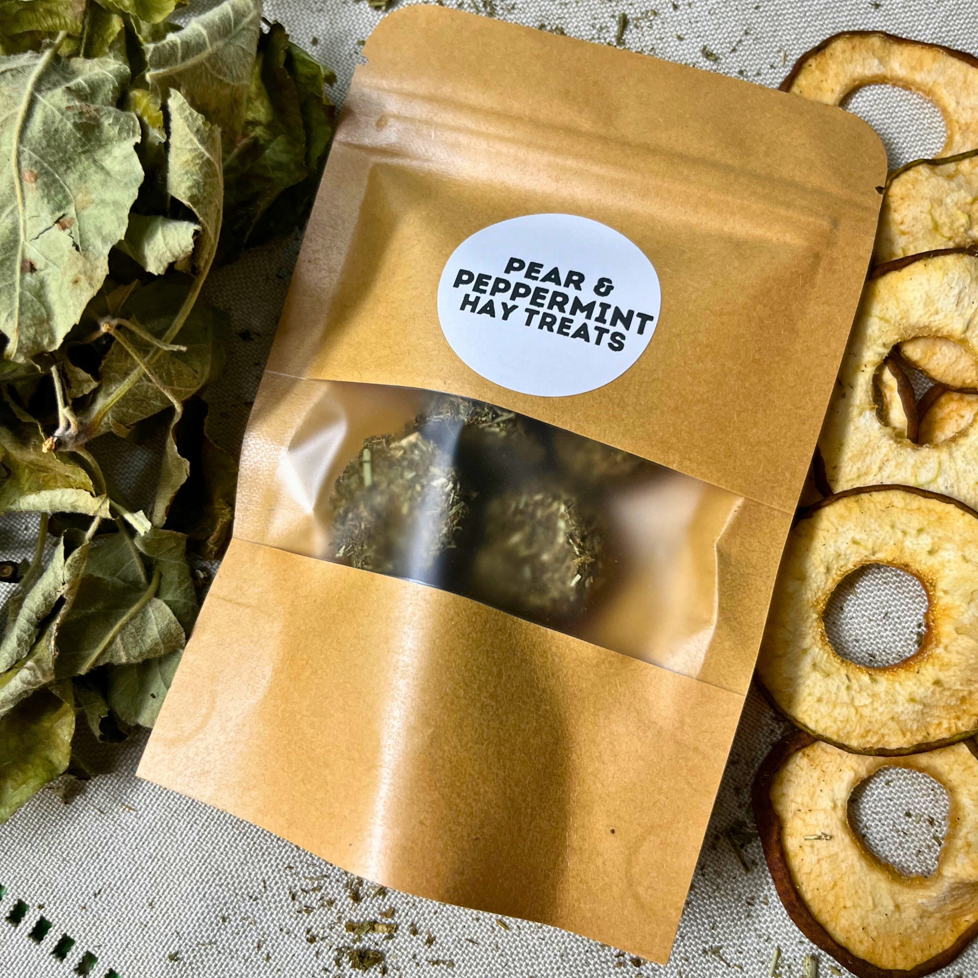 Peppermint Pear Hay Bites for Rabbits - Hippity Hop Pet Shop