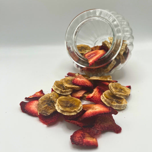 Dehydrated Strawberry & Bananas - Hippity Hop Pet Shop