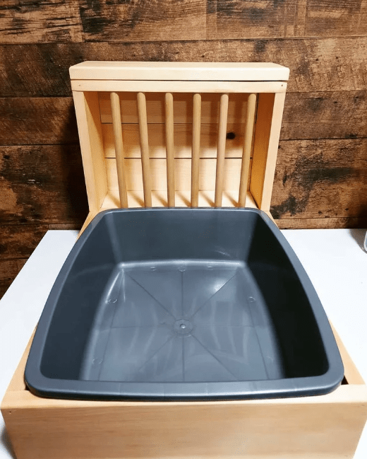 Dowel Style Hay Feeder and Litter Size - Hippity Hop Pet Shop