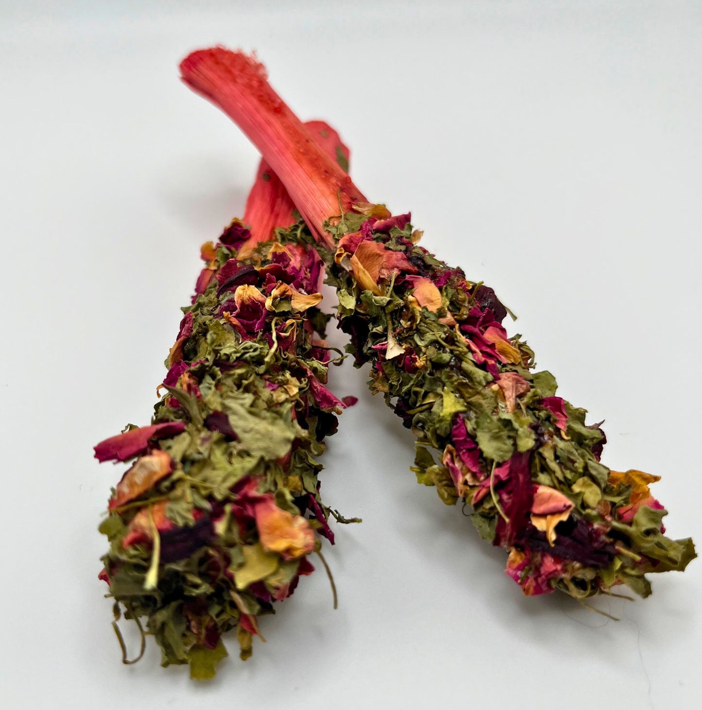 Floral-Dipped Sweet Bamboo Sticks