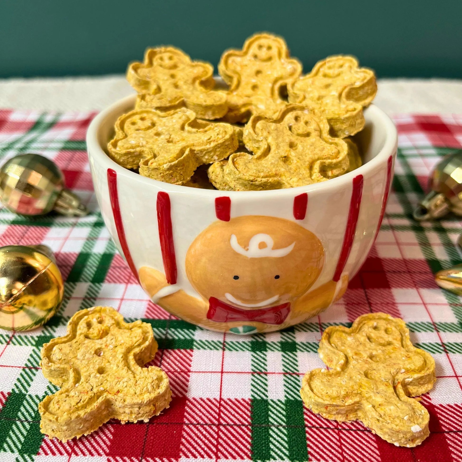 Spiced Pear Gingerbread Men - Hippity Hop Pet Shop